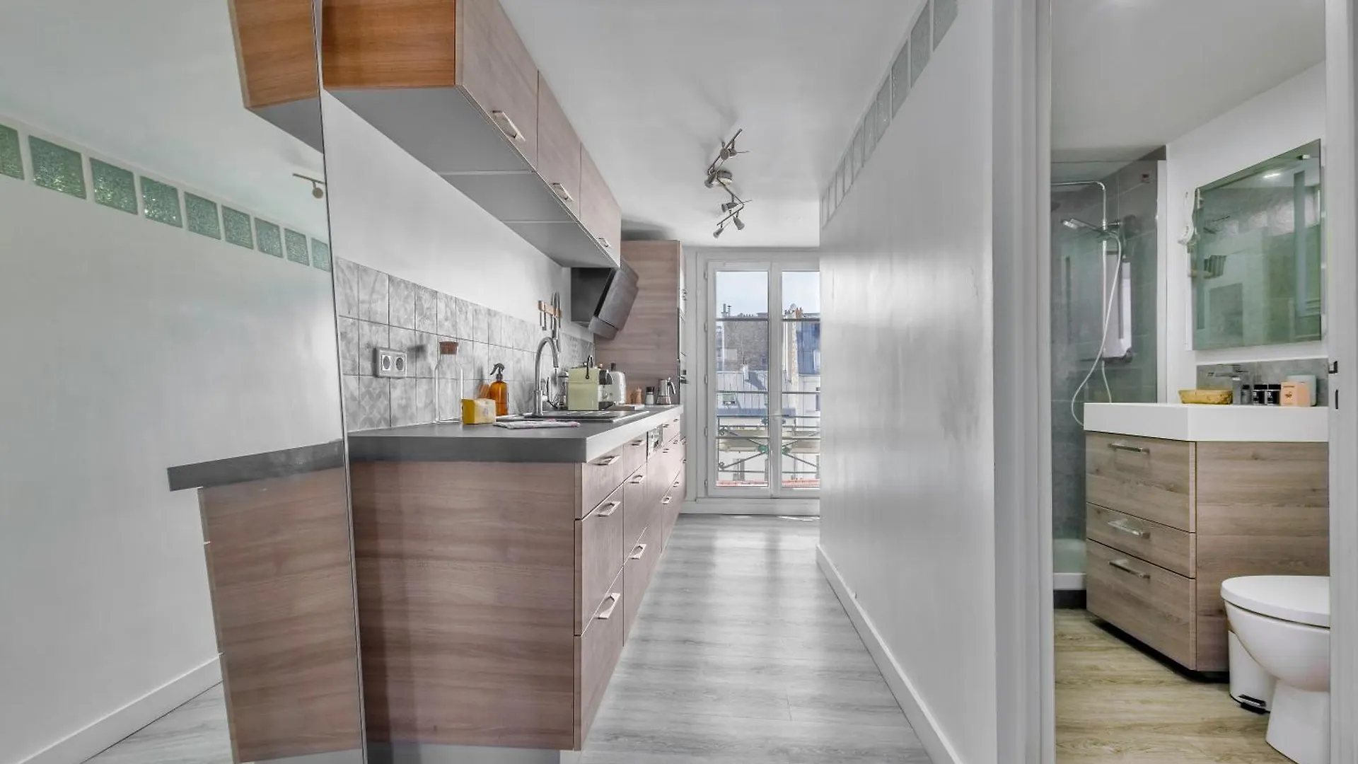 아파트 Faubourg St Martin - Canal Saint Martin Chaleureux Appartement 파리 프랑스