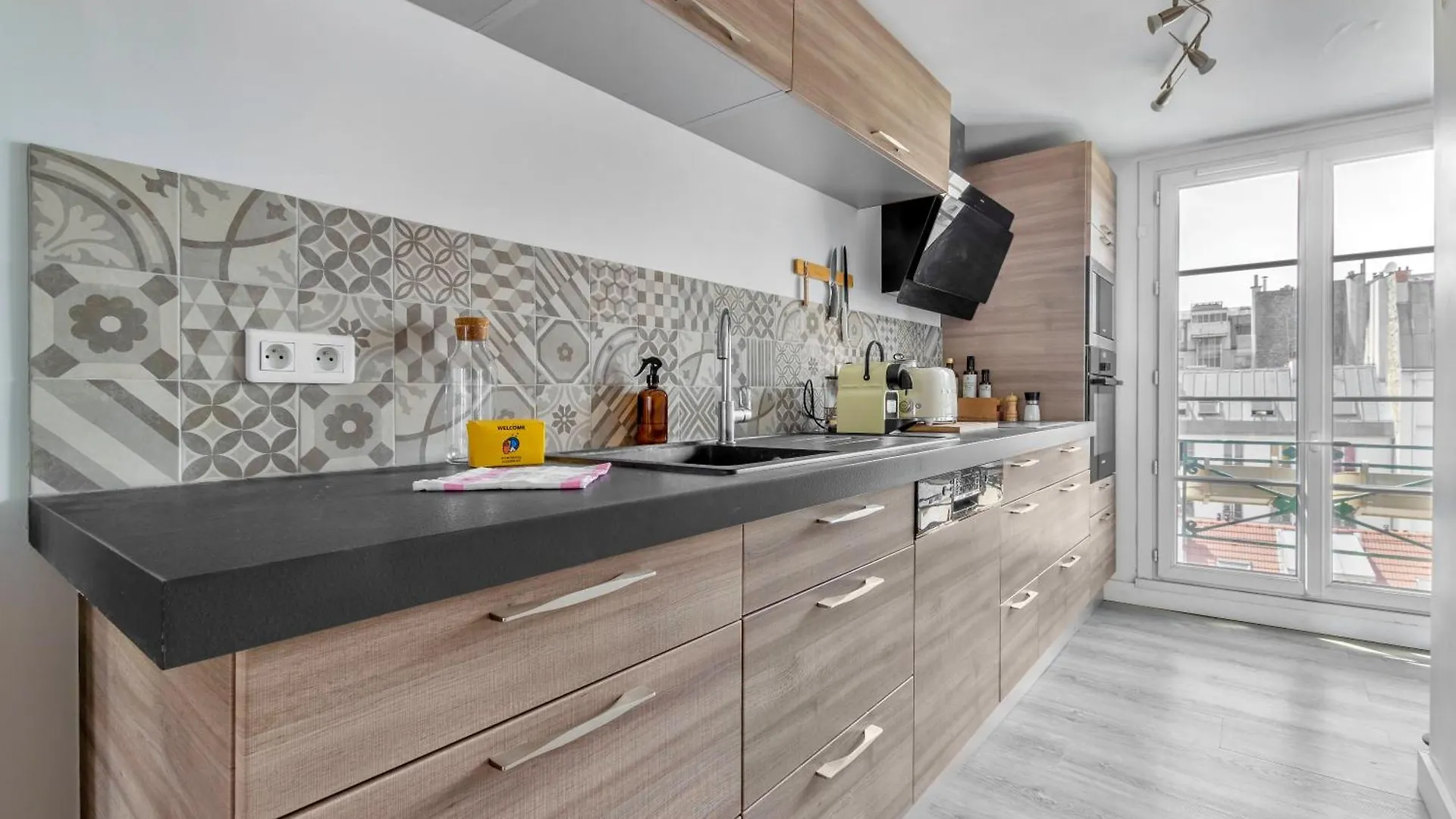 Faubourg St Martin - Canal Saint Martin Chaleureux Appartement 파리 아파트